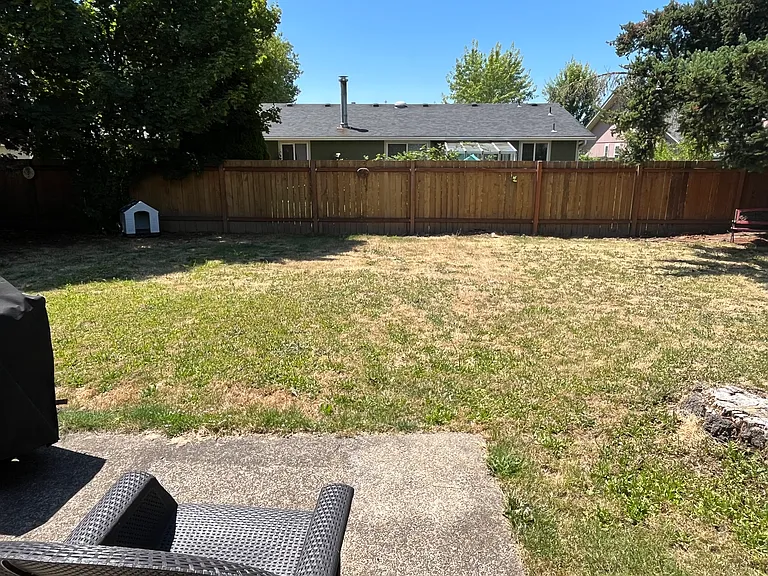 1533 Clydesdale Dr SE — Photo 8