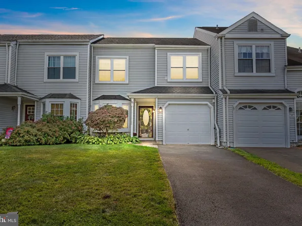 15 E Park Rd, Newtown, PA 18940