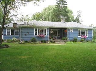 3042 Stony Point Rd, Grand Island, NY 14072