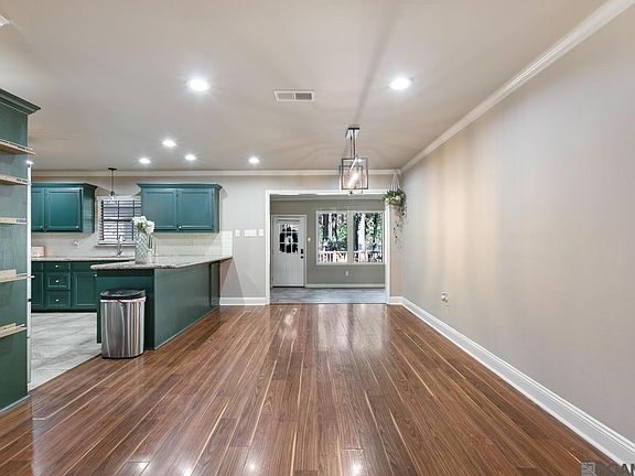 5th image of 16425 Spanish Ct