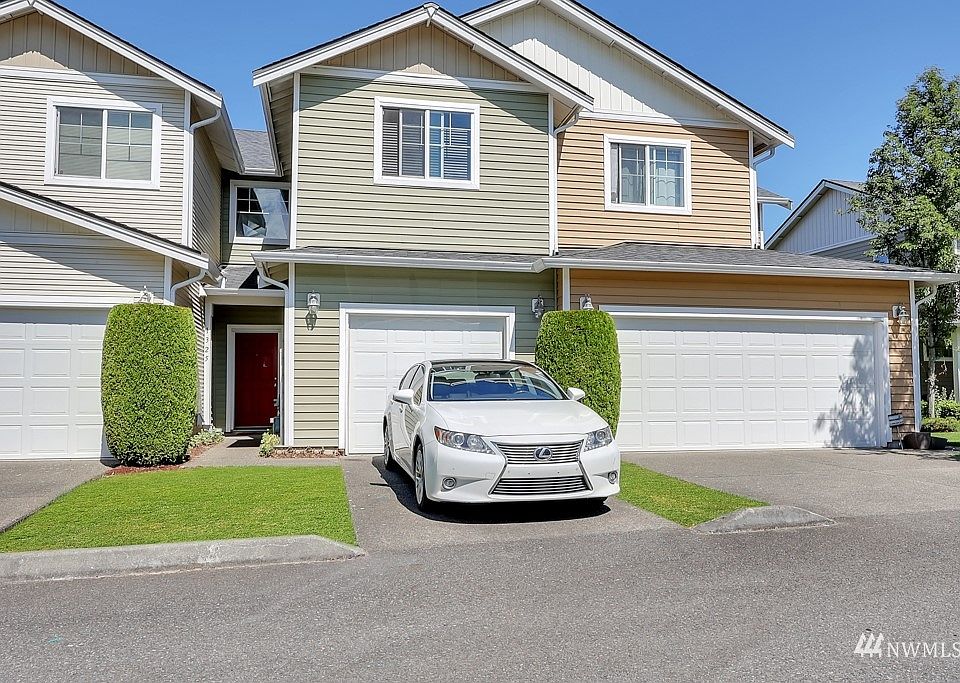 1st image of 1325 51st Pl NE #1904