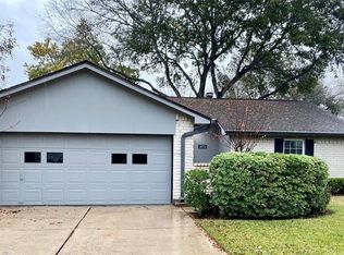 16731 Rippling Mill Dr, Sugar Land, TX 77498