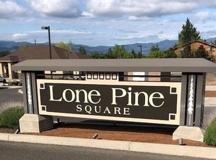 3534 Lone Pine Rd, Medford, OR 97504