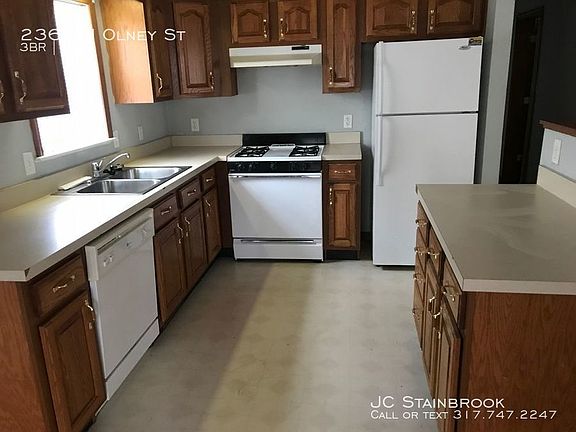 4th image of 2363 N Olney St