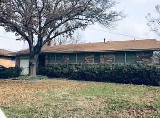 310 Rosedale Dr, Gainesville, TX 76240