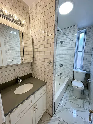 Rented by City Connections Realty | media 19