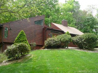 21 Woodruff Rd, Farmington, CT 06032