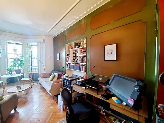 Rented by Brooklyn Property Group LLC | media 33