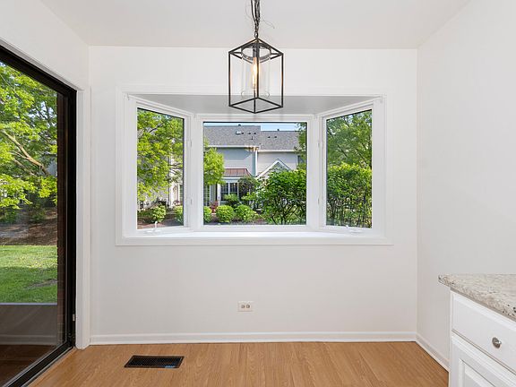 4th image of 207 Walters Ln APT 1A