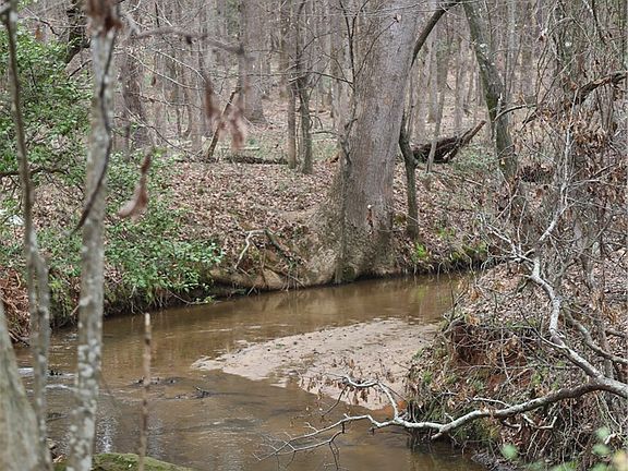 4th image of 930 Broadway School Rd