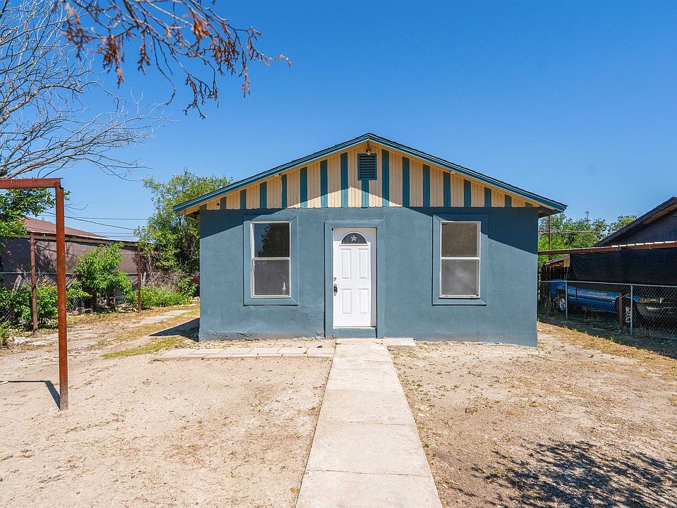 1st image of 612 E Garza St