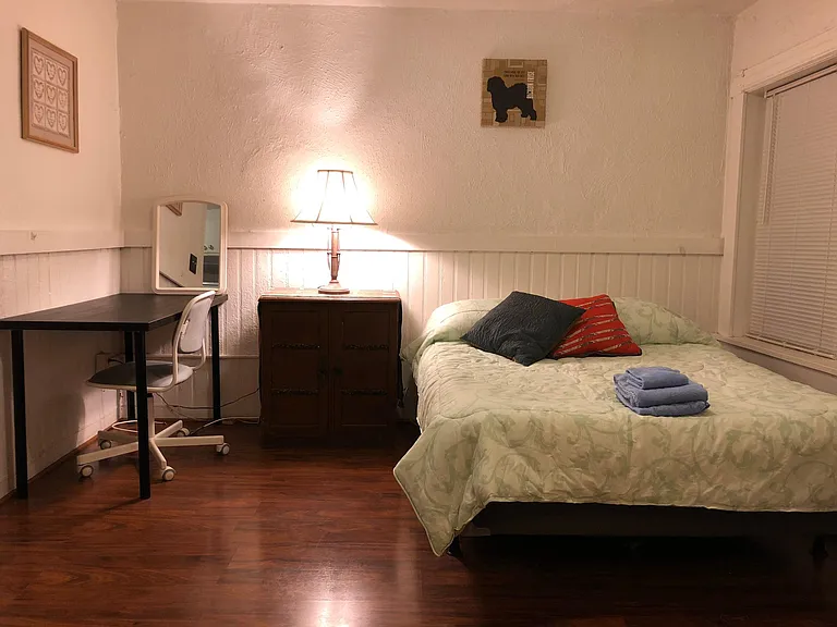 34 Cunard St #4 — Photo 5