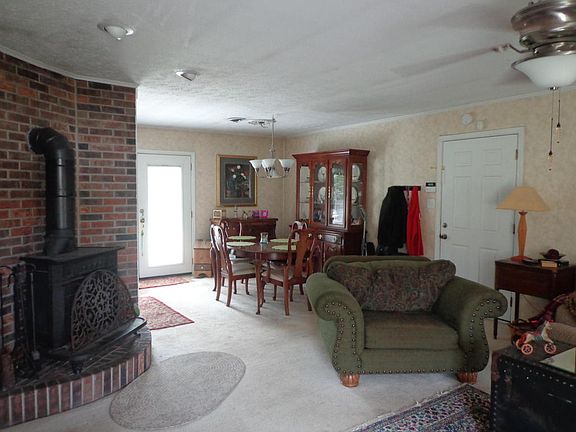 4th image of 912 Brentwood Dr