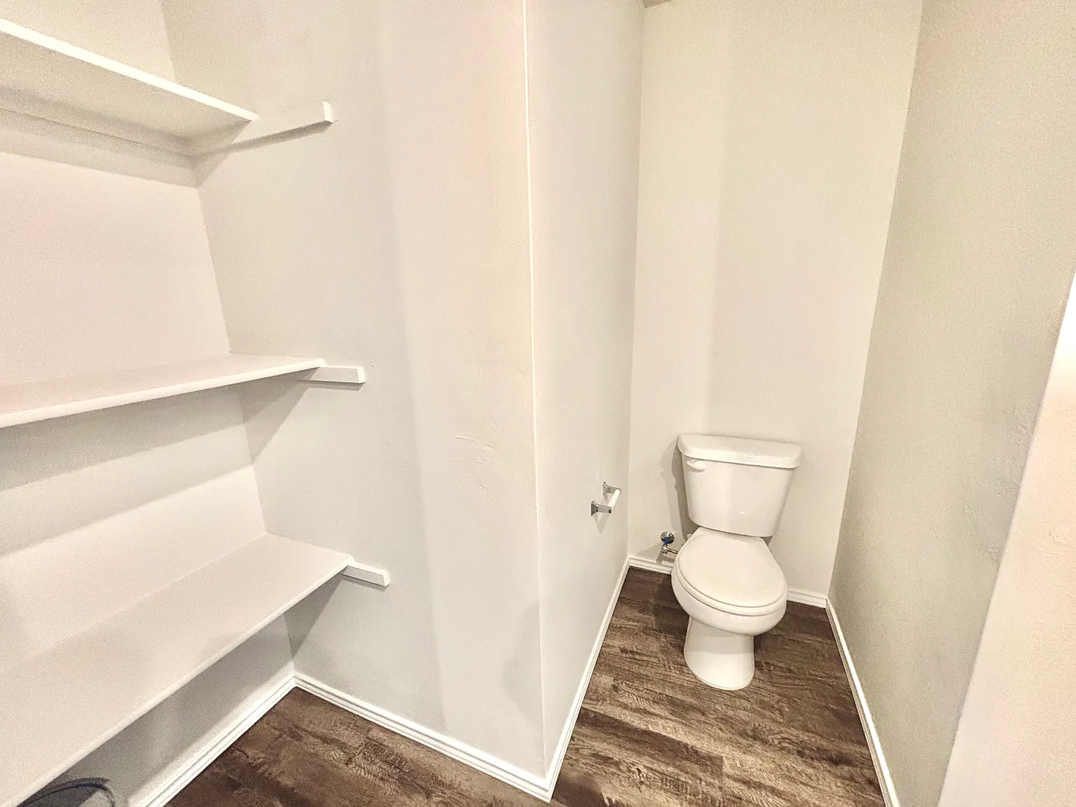 4 bed, 1640 sqft, $1,895 — Photo 2