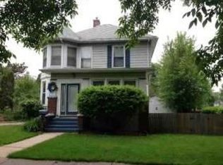 204 E Dover Ct, Davenport, IA