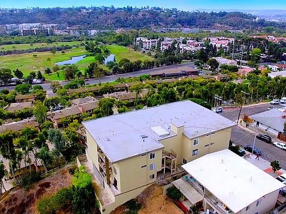 Building high on hill gets sea breezes and has views in all directions.