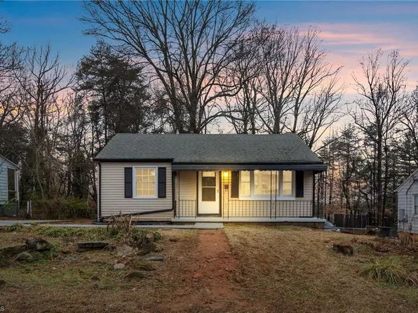 137 Edgewood Cir, Winston Salem, NC 27127