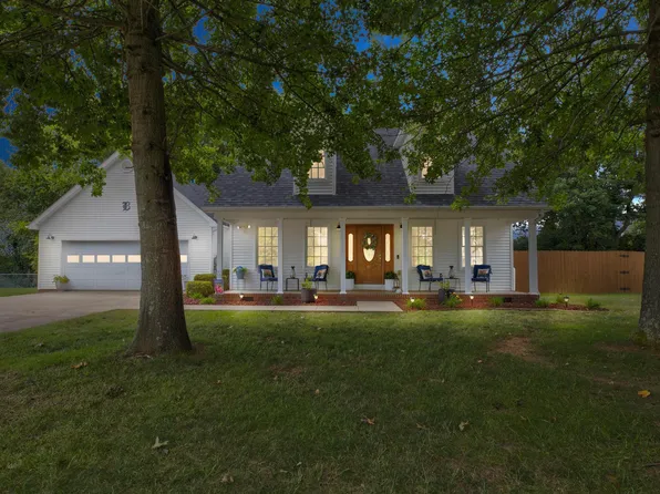 339 W Sunset Ridge Dr, Mount Sterling, KY 40353