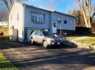 60 Old River Rd, Lincoln, RI 02865