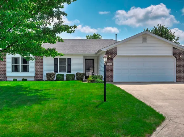 616 Prairie Ln, Ossian, IN 46777