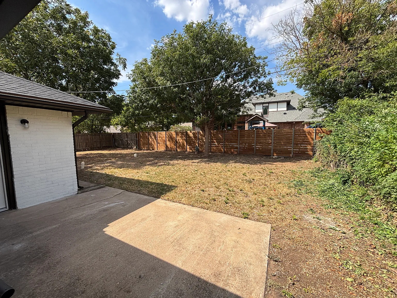 3 bed, 1595 sqft, $1,750 — Photo 3