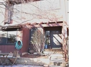 11974 Greywing Ct, Reston, VA 20191