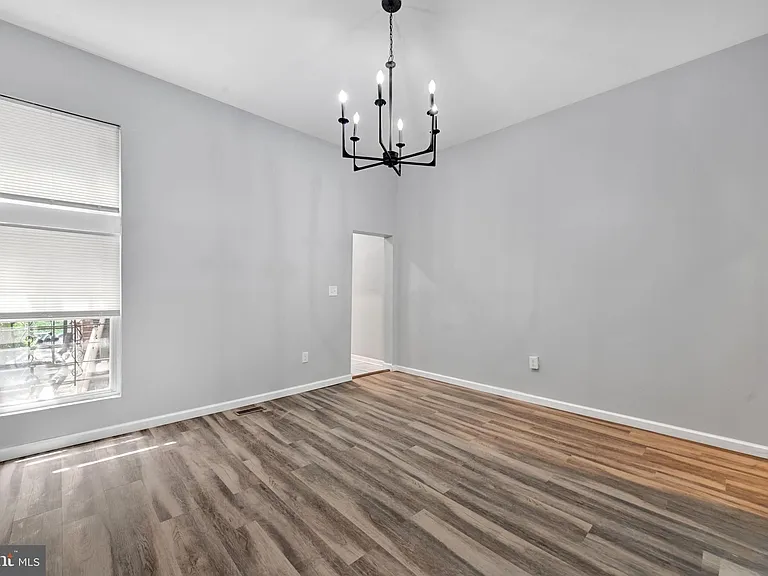 319 E 22nd St #1 — Photo 11