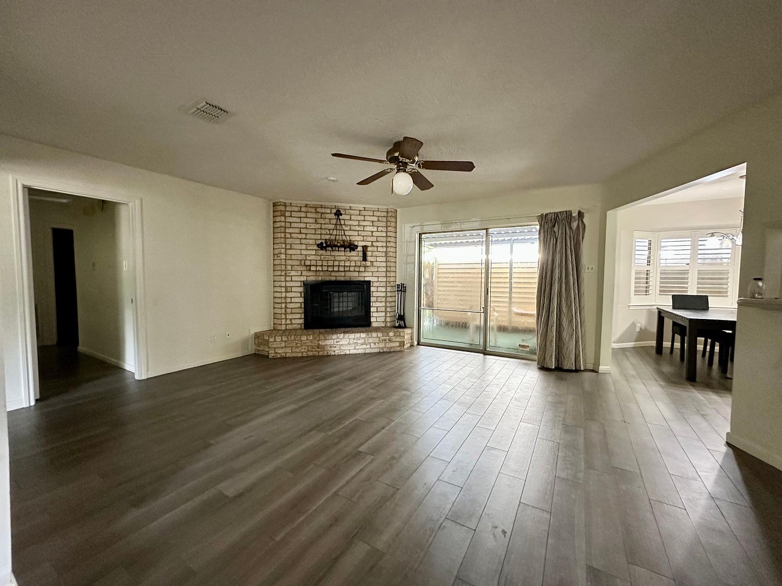 7522 Deep Forest Dr, Houston, TX 77088 | Zillow