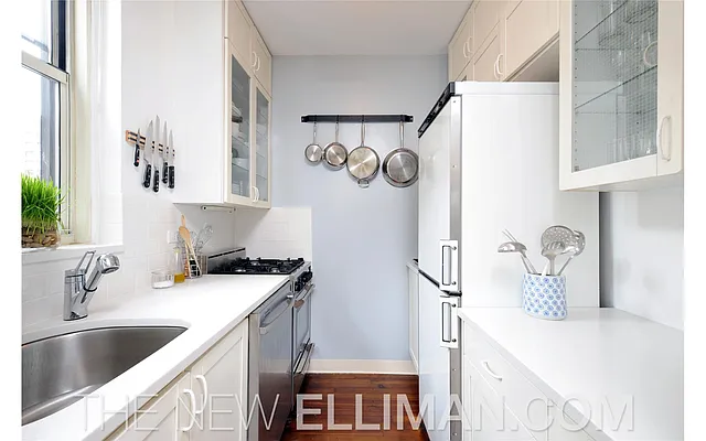 Sold by Douglas Elliman | media 3