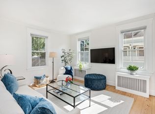 18 Young St #1, Newport, RI 02840