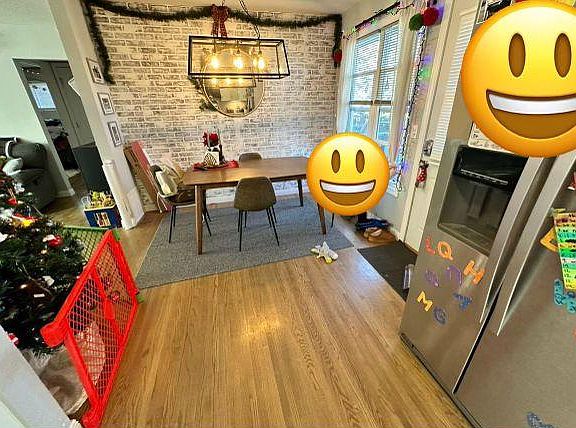 kitchen to dining room