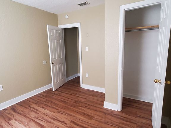 3rd image of 1170 W 13th St