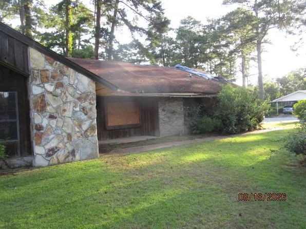 1901 Stuart Ave, Albany, GA 31707