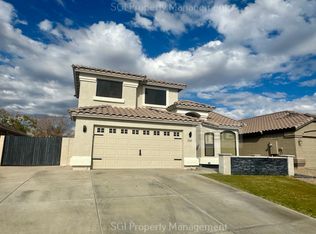 10226 W Daley Ln, Peoria, AZ 85383