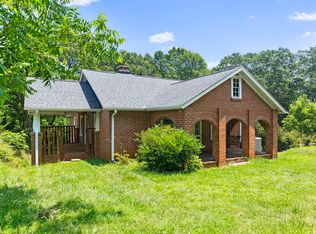 1402 E Main St, Westminster, SC 29693