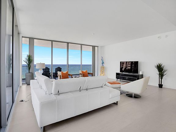 5th image of 151 N Seabreeze Boulevard N Unit 504