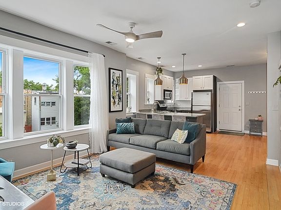 2nd image of 1438 W Carmen Ave #3