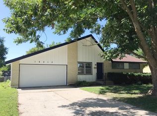 16013 E 30th Ter S, Independence, MO 64055