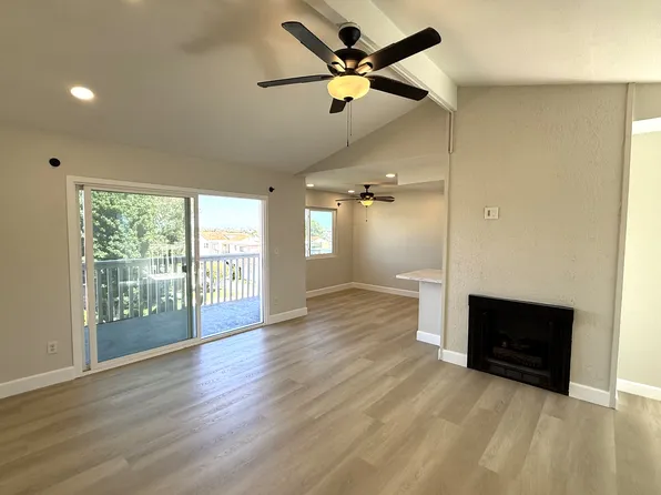17062 Leslie Ln APT C, Huntington Beach, CA 92649