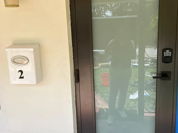 1301 NE 6th St #2, Fort Lauderdale, FL 33304