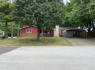 1708 S Sieger Dr, Springfield, MO 65804