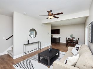 9661 Crestview Dr, West Des Moines, IA 50266