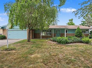 4677 Bloomfield Dr, Bay City, MI 48706