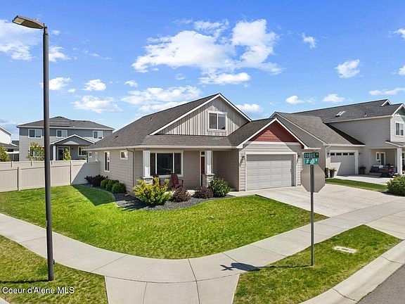 2nd image of 2123 W Joubier Dr