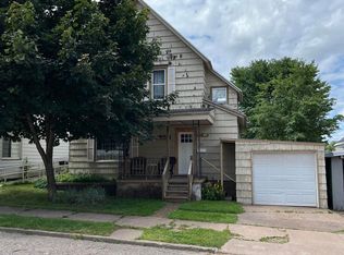 811 N Pine St, Ishpeming, MI 49849