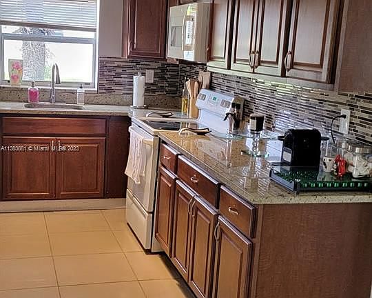 5th image of 1191 NW 50th Ave