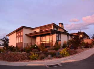 3570 SW 45th St, Redmond, OR 97756