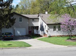 1140 Glenwood Rd, Vestal, NY 13850