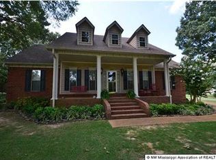 8195 Windersgate Dr, Olive Branch, MS 38654