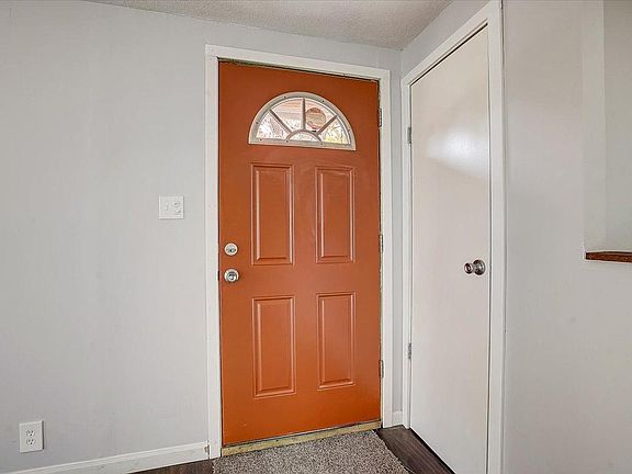 2nd image of 7650 Aldrich Cir N